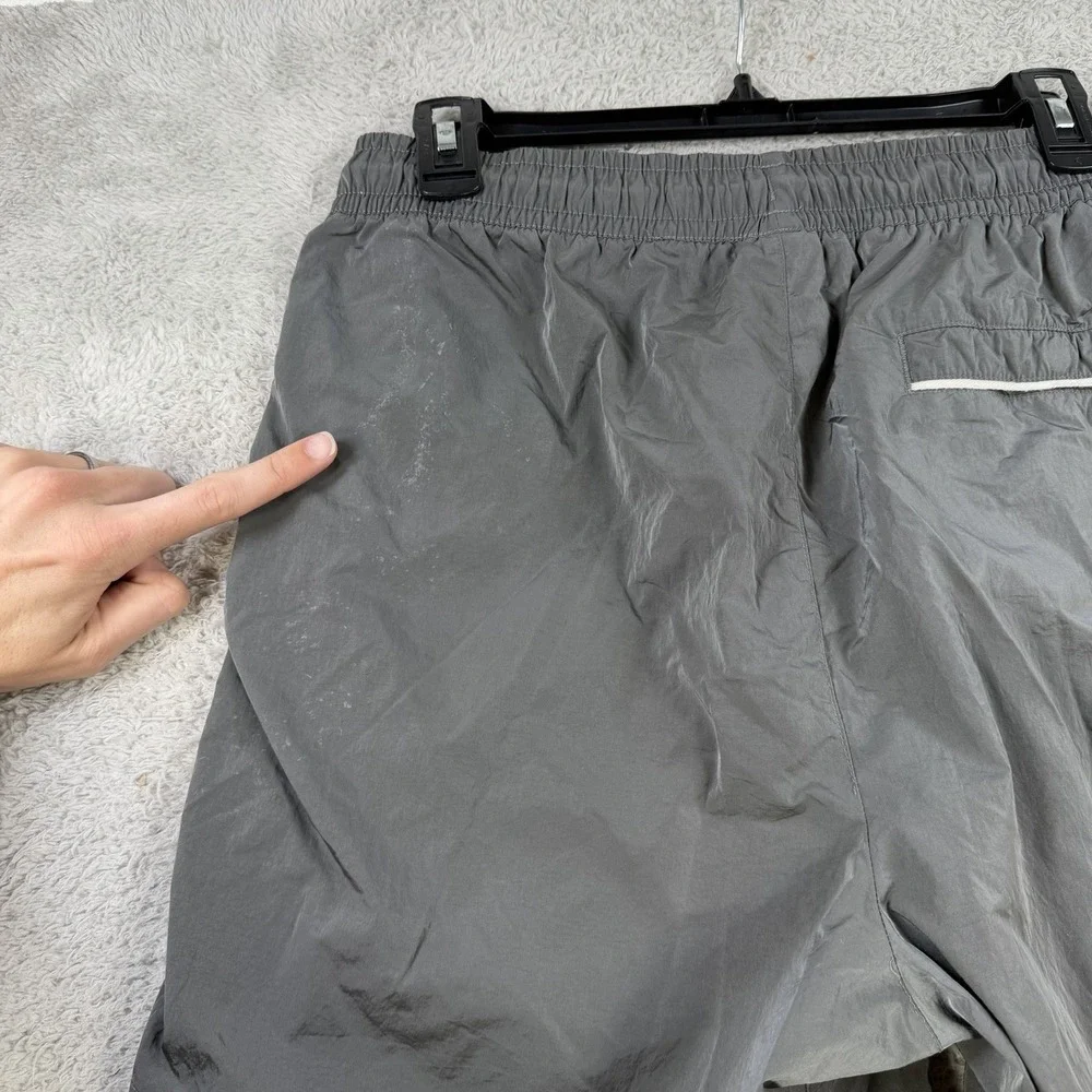 Nike Shorts Mens Large Grey Sportswear Style Essentials Woven Track Drawstring